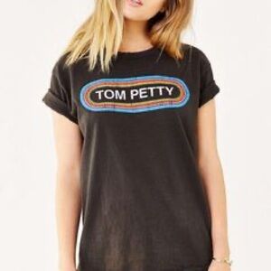 Black Tom Petty Graphic T-Shirt size medium
